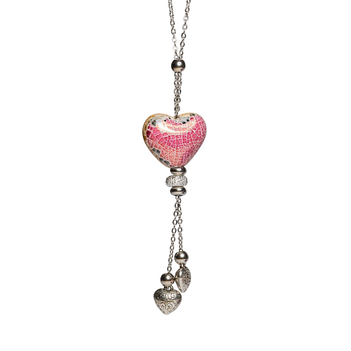 Collana donna sfondo bianco artigianale