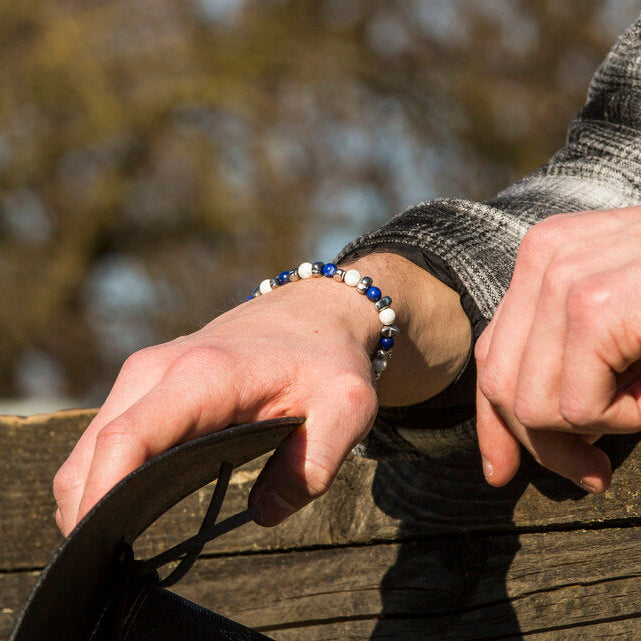 Zefiro Armband aus Lapislazuli, Howlith und Hämatit | 6mm