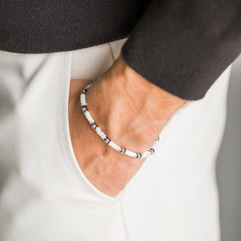 Bracciale Solenne in madre perla bianca | 4mm