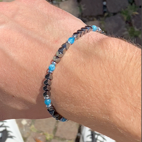 Bracciale Onda in Ematite e Apatite Blu oceano  | 4mm