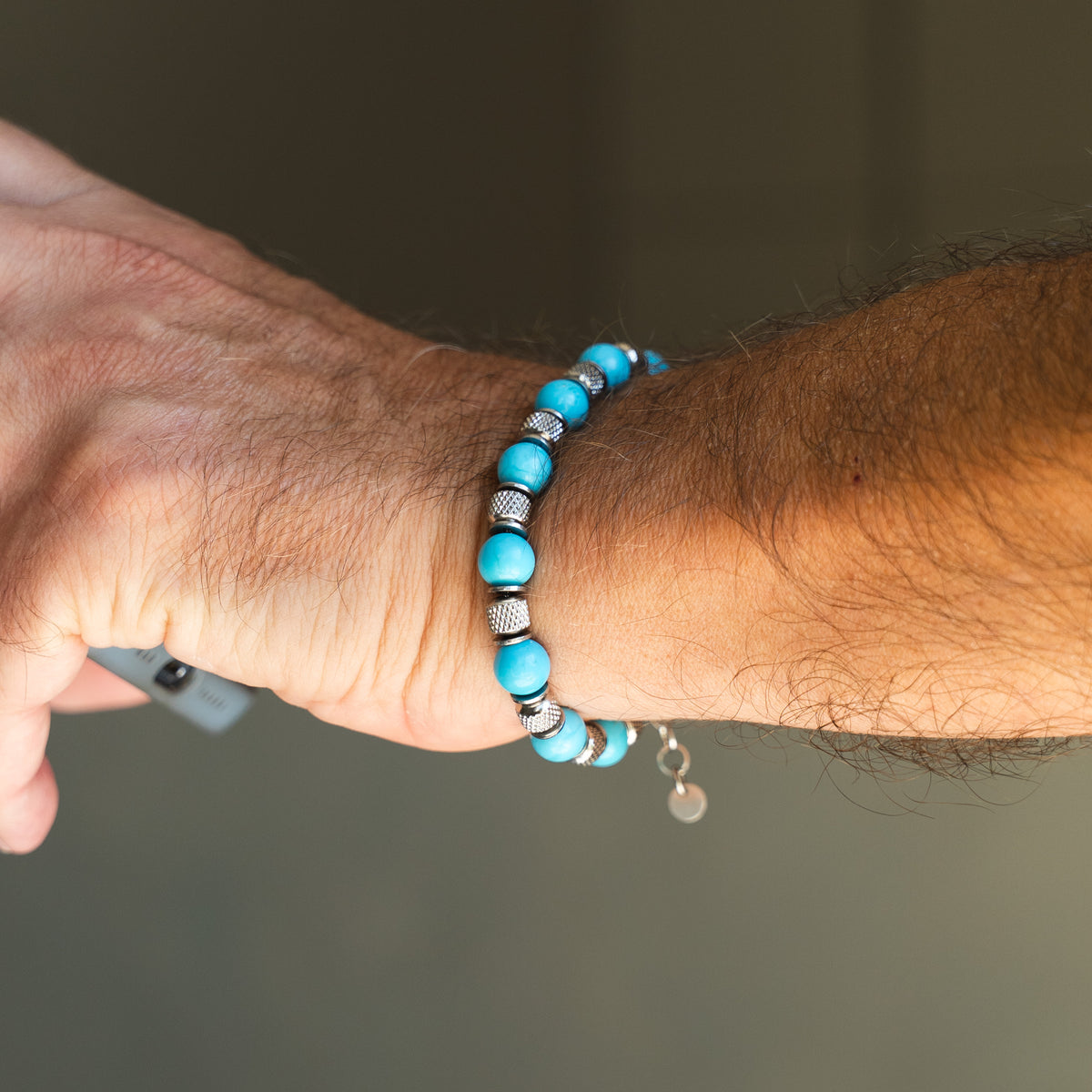 Eterna Armband aus türkisfarbenem Howlith | 8mm