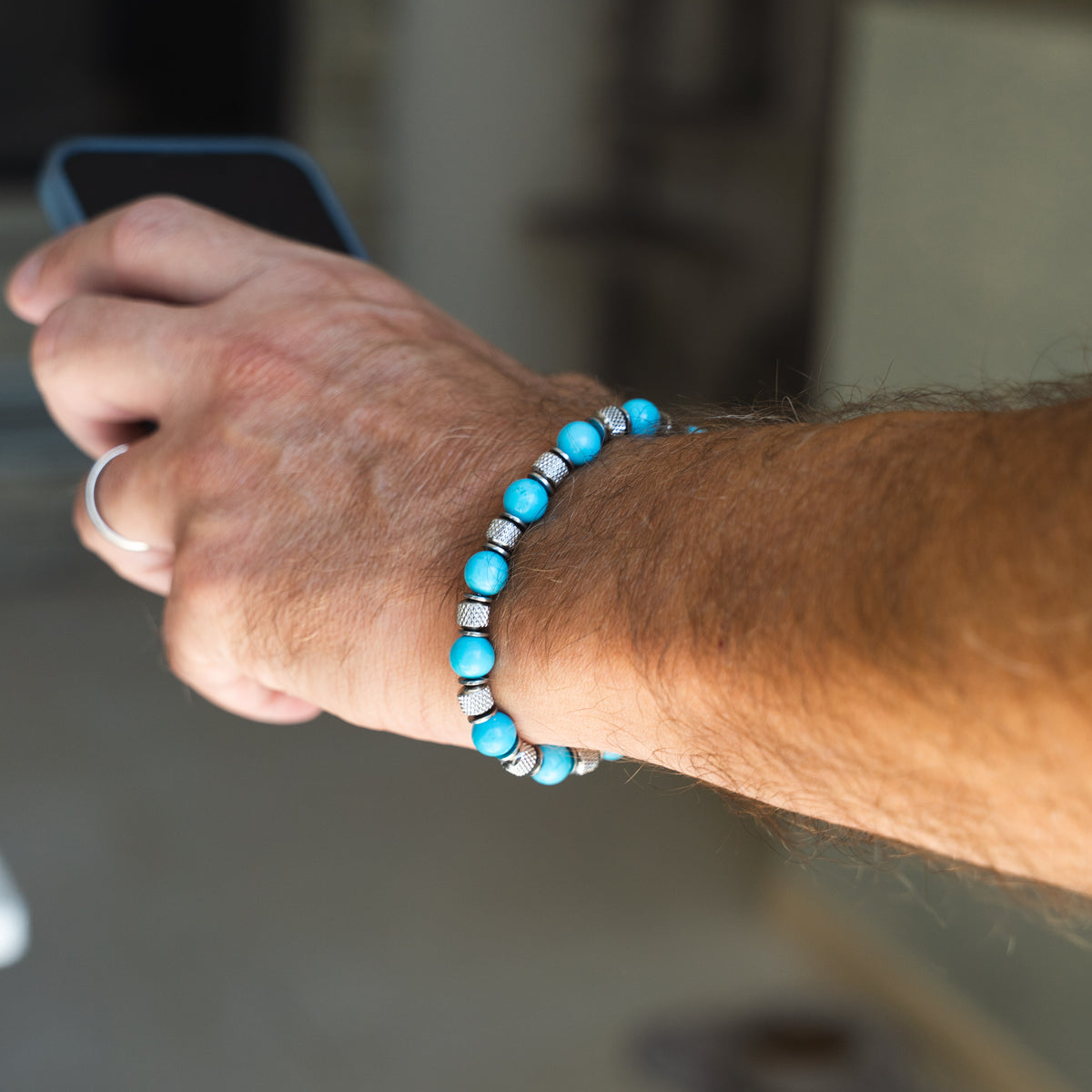 Eterna Armband aus türkisfarbenem Howlith | 8mm