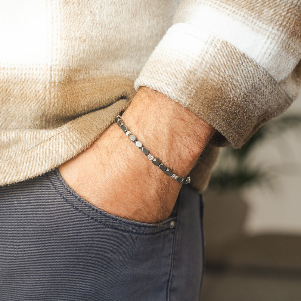 Bracciale Riflesso in ematite | 4mm