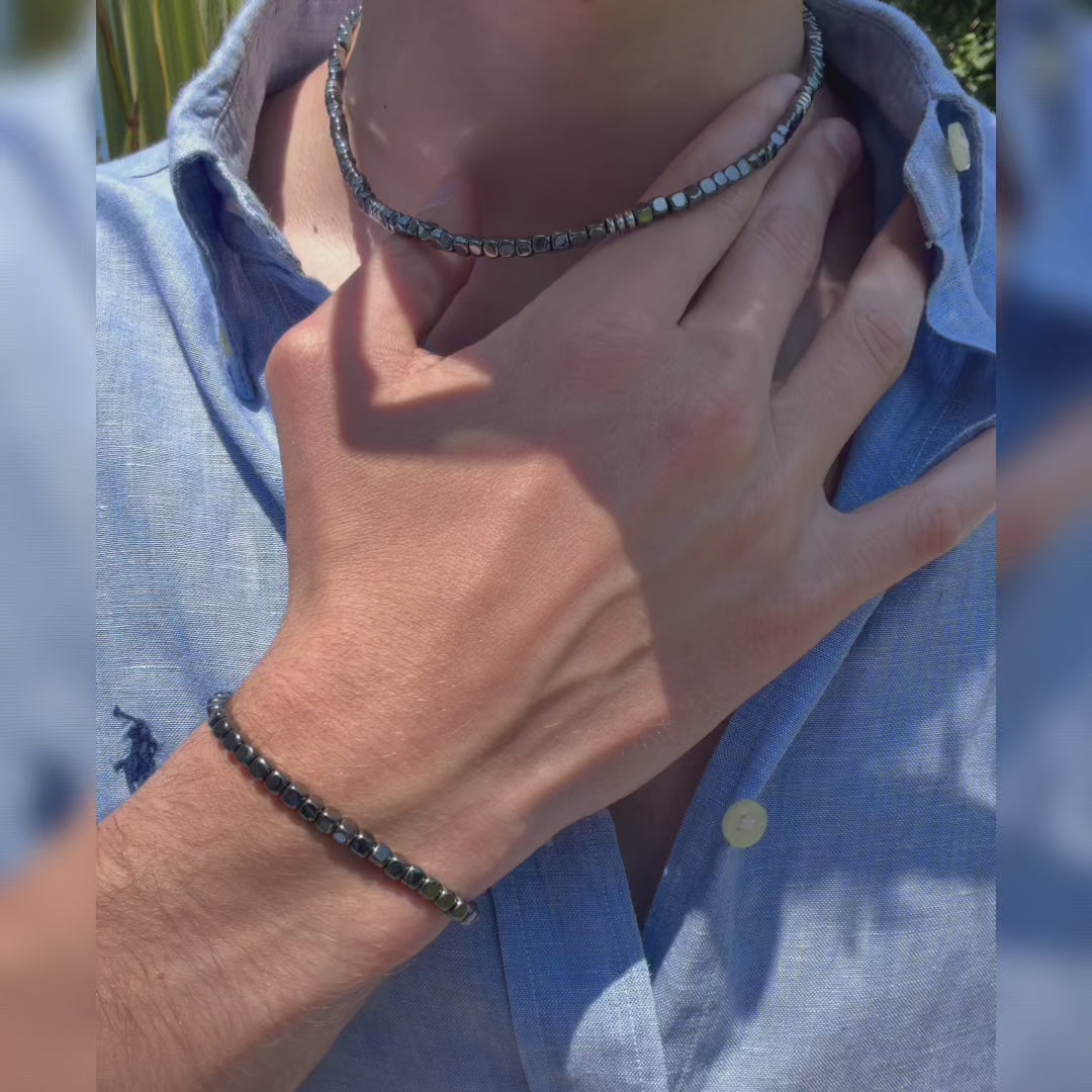 Video laden: SET Armband + Halskette Palazzo aus Hämatit | 4mm