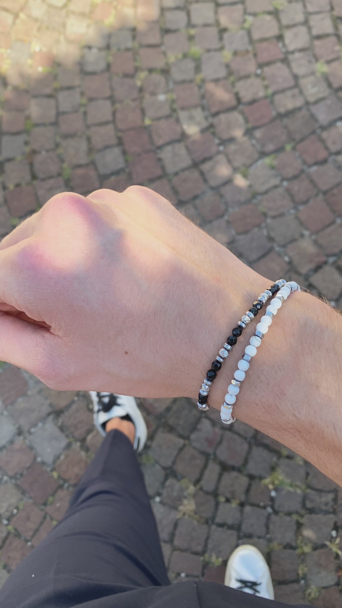 Carica video: SET bracciale Silenzio + Destino