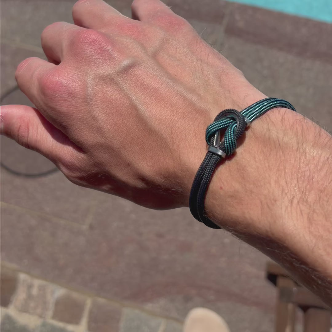 Carica video: Bracciale Portofino Titanium